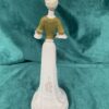 FIGURA; "MUJER CLÁSICA" PORCELANA ÉPOCA (PORTUGAL) AÑOS 60 - Imagen 4