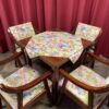 MESAS; GRAN CONJUNTO MESA Y 4 SILLAS AÑOS 70 - Imagen 10