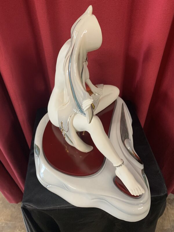 FIGURA; «MUJER SENTADA» DE CERÁMICA GALOS GRAN TAMAÑO. - Imagen 8