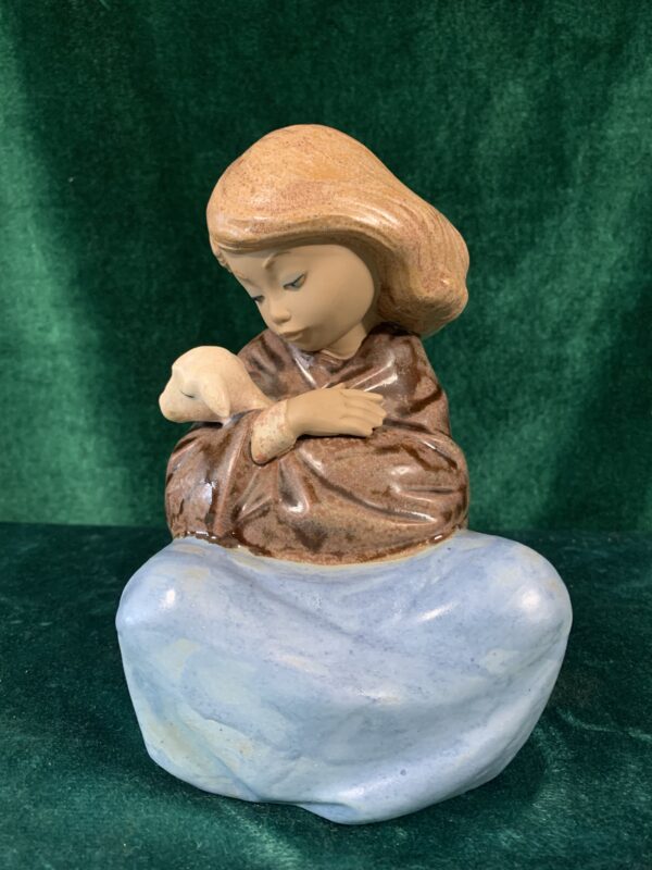 FIGURA; «PASTORA» DE PORCELANAS NADAL