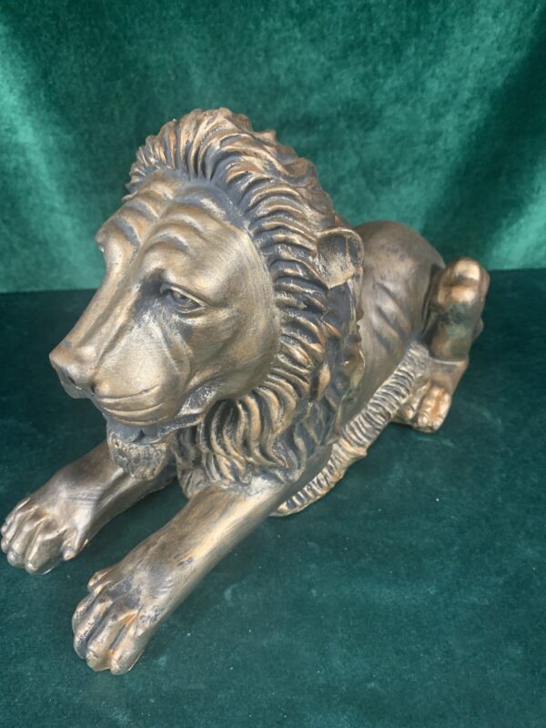 FIGURA; «EL LEÓN» WILSON&GREGORY.