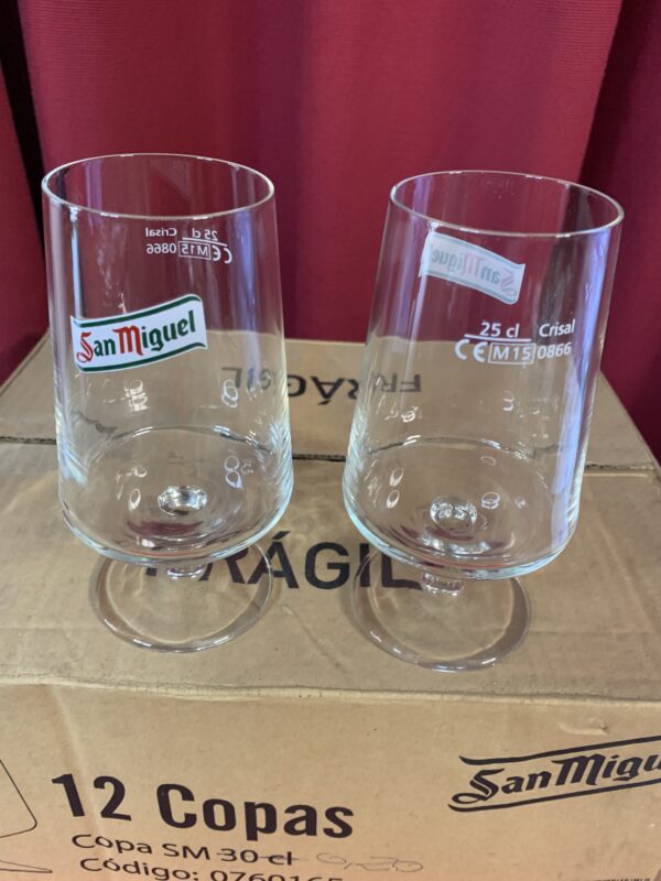 COPAS; LOTE DE 4 COPAS CERVEZA SAN MIGUEL 25 CL AÑOS 90 - Imagen 8