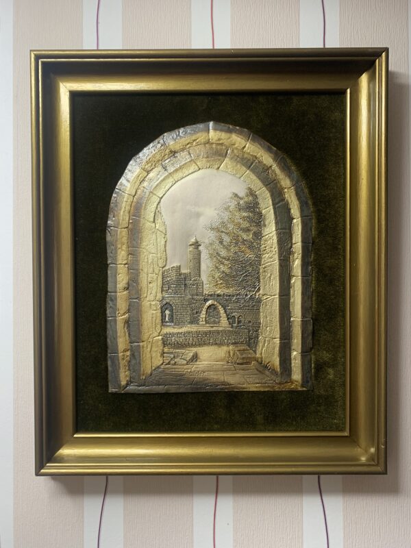 CUADRO EN BAJO RELIEVE EN PLATA Y COBRE ”LA TORRE DE DAVID” DE CHRIS AVRAMOV - Imagen 2