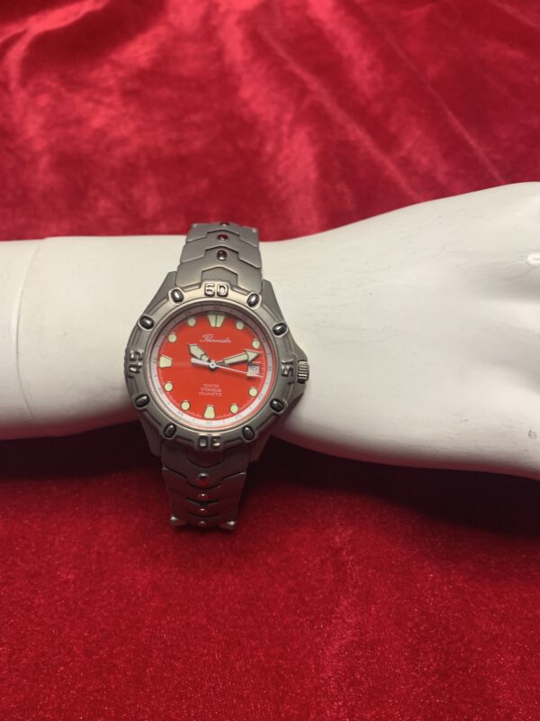 RELOJ; «THERMIDOR» HOMBRE TITANIO CON DOBLE CIERRE DE SEGURIDAD ROJO