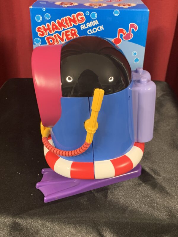 RELOJ;  DESPERTADOR INFANTIL MUSICAL CON MOVIMIENTO SUBMARINISTA - Imagen 7