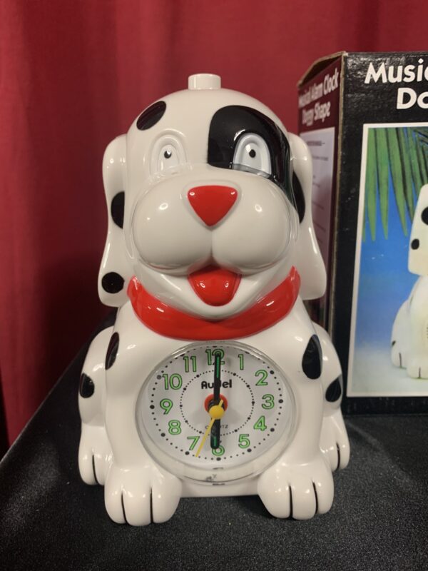 RELOJ;  DESPERTADOR INFANTIL MUSICAL CON MOVIMIENTO PERRO
