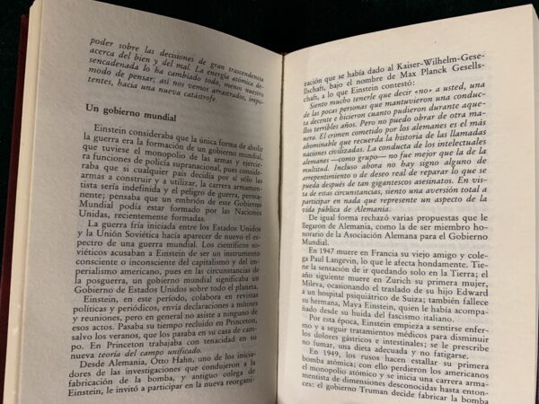 LIBROS; «BIBLIOTECA HISTORICA GRANDES PERSONAJES» BIOGRAFÍA EINSTEIN. - Imagen 4