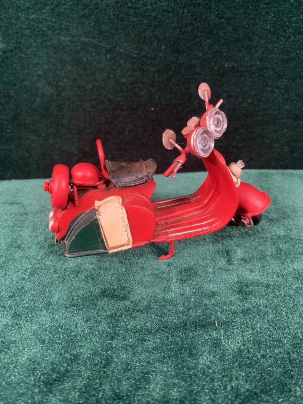 MODELISMO; MOTO VESPA DE METAL FABRICACIÓN ARTESANAL AÑOS 70 - Imagen 6