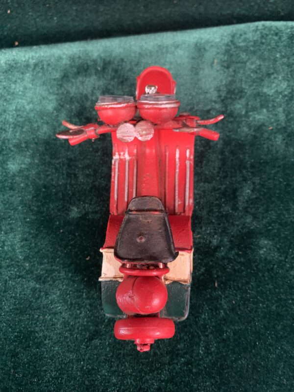 MODELISMO; MOTO VESPA DE METAL FABRICACIÓN ARTESANAL AÑOS 70 - Imagen 10