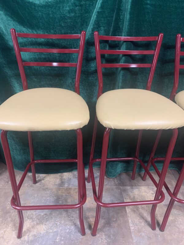 SILLAS; TABURETE ALTO BARRA O MESA EN METAL TAPIZADO - Imagen 3