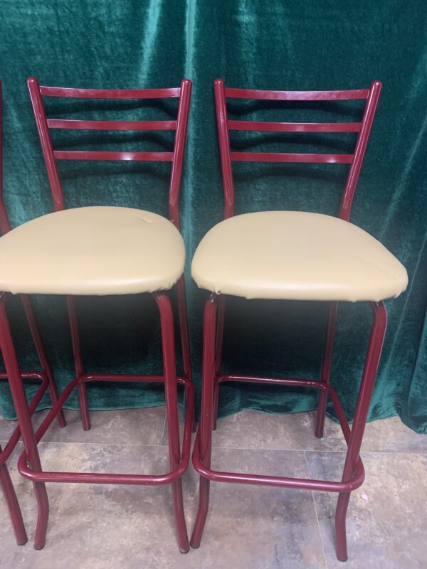 SILLAS; TABURETE ALTO BARRA O MESA EN METAL TAPIZADO - Imagen 4