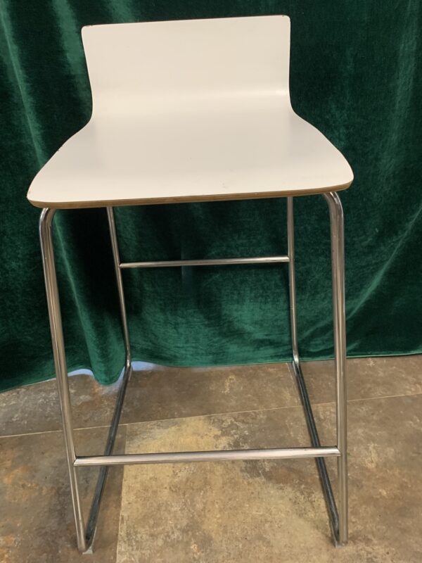 SILLAS; TABURETE ALTO METAL CON ASIENTO EN MADERA. - Imagen 4