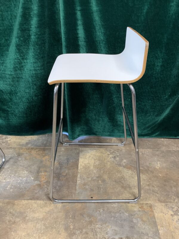 SILLAS; TABURETE ALTO METAL CON ASIENTO EN MADERA. - Imagen 7