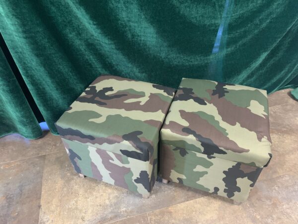 SILLAS; PUFF DE SALÓN MIMETIZADO ESTILO MILITAR. - Imagen 12