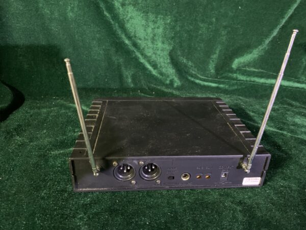SONIDO; MICROFONO INHALAMBRICO PROFESIONAL ACOUSTIC CONTROL MU1002 - Imagen 6