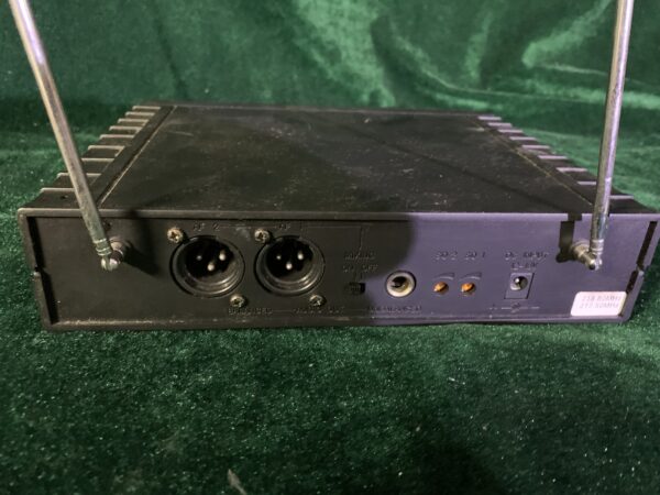 SONIDO; MICROFONO INHALAMBRICO PROFESIONAL ACOUSTIC CONTROL MU1002 - Imagen 8