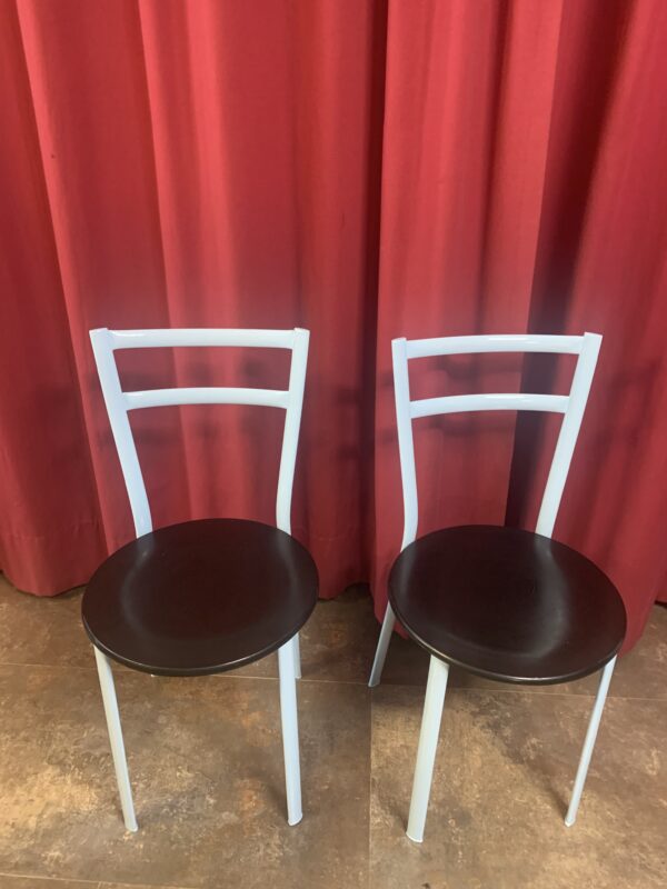 SILLAS; DE DISEÑO ITALIANO EN METAL DE LA MARCA PEDRALLI - Imagen 3