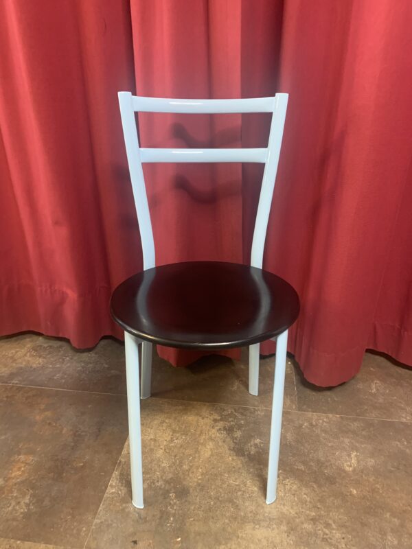 SILLAS; DE DISEÑO ITALIANO EN METAL DE LA MARCA PEDRALLI - Imagen 5