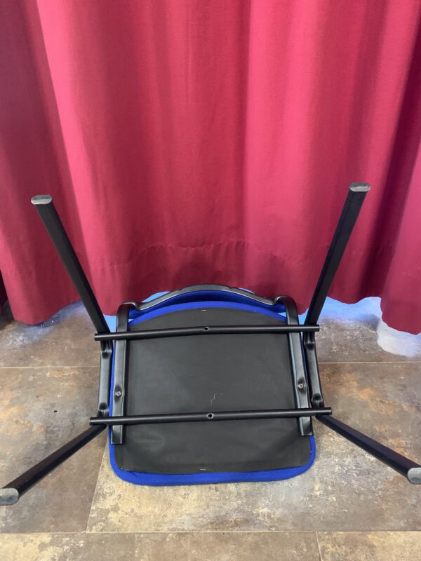 SILLAS; SILLA DE CONFERENCIAS O CONFIDENTE APILABLE AZUL - Imagen 6
