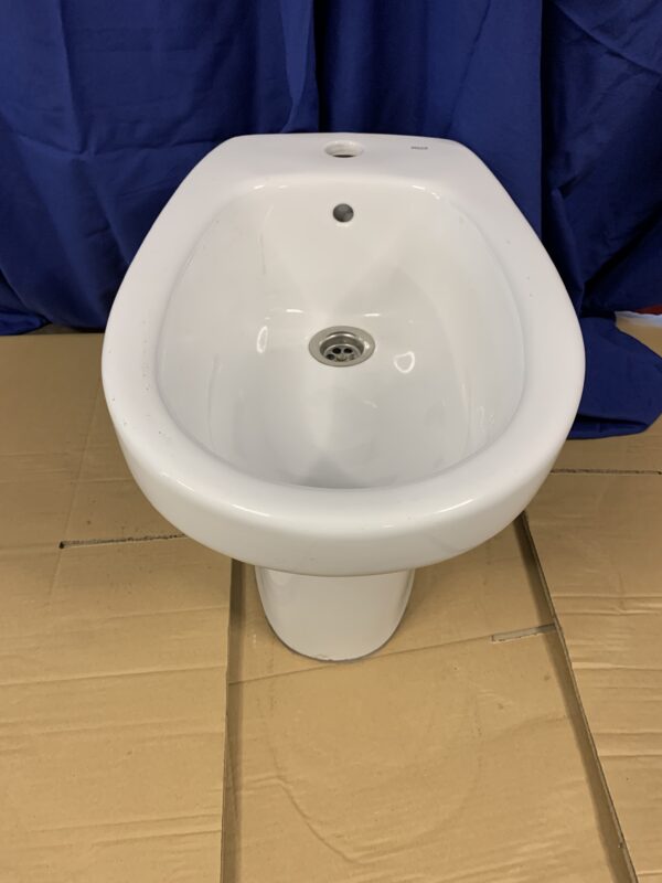 BAÑOS; BIDÉ DE BAÑO ROCA MODELO VICTORIA - Imagen 2