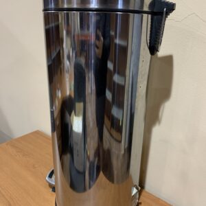 OFICINA: PAPELERA DE METAL EN ACERO INOXIDABLE 20 L.